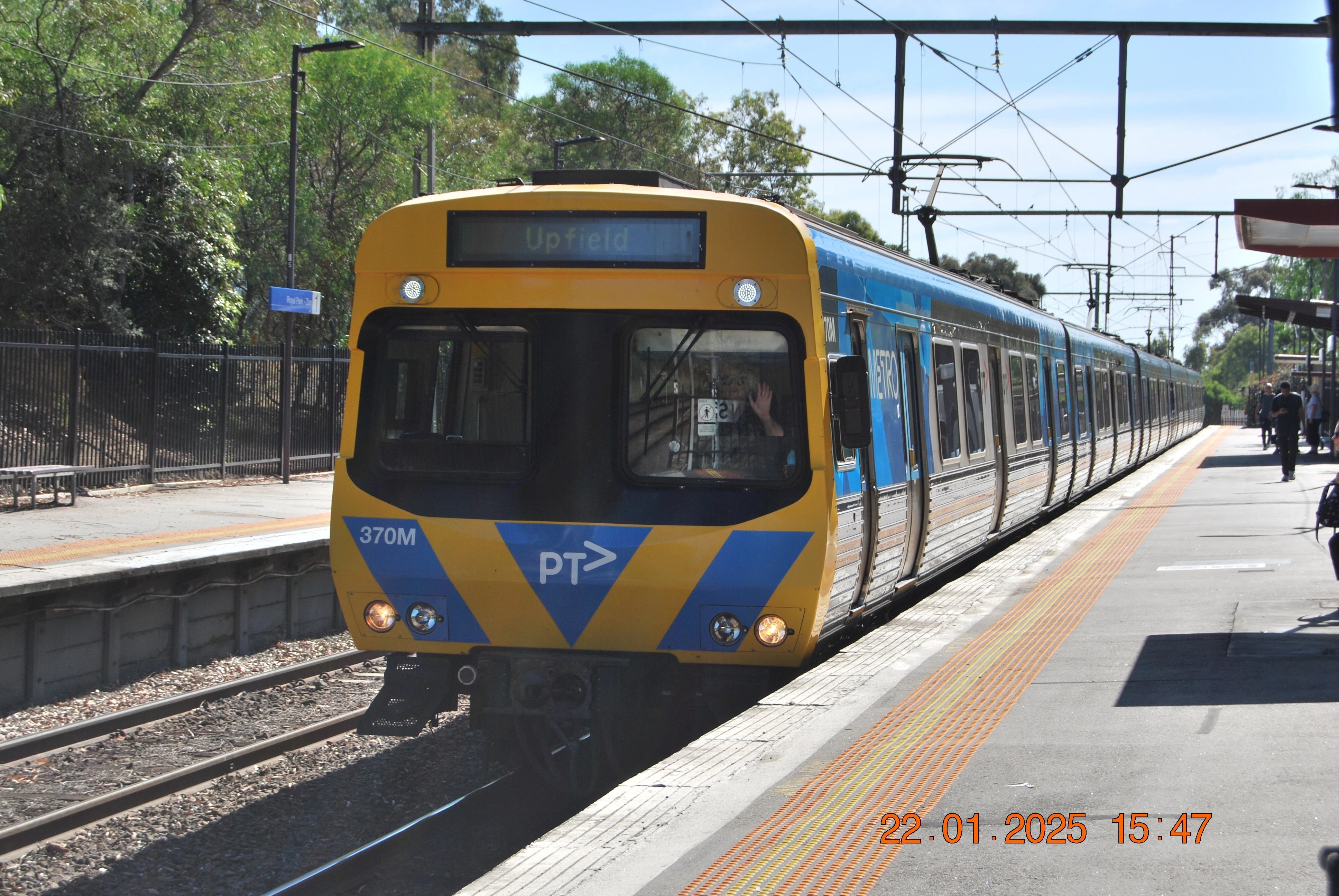 EDI Comeng 370M